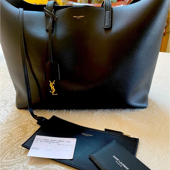 Yves Saint Laurent Handbags - Saint Laurent Black Tote.